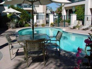 Hotel Tarzana